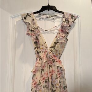 Elegant Floral Backless Dress